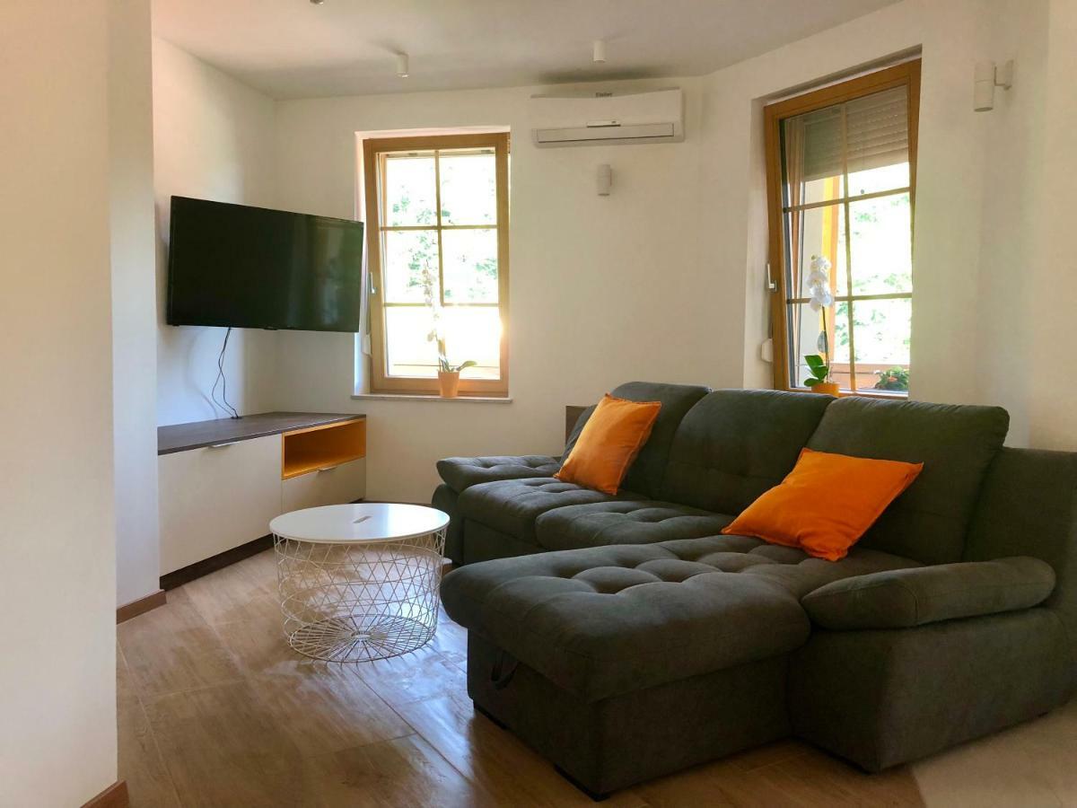 Apartmani Izvor - Тухельське Топліце Екстер'єр фото