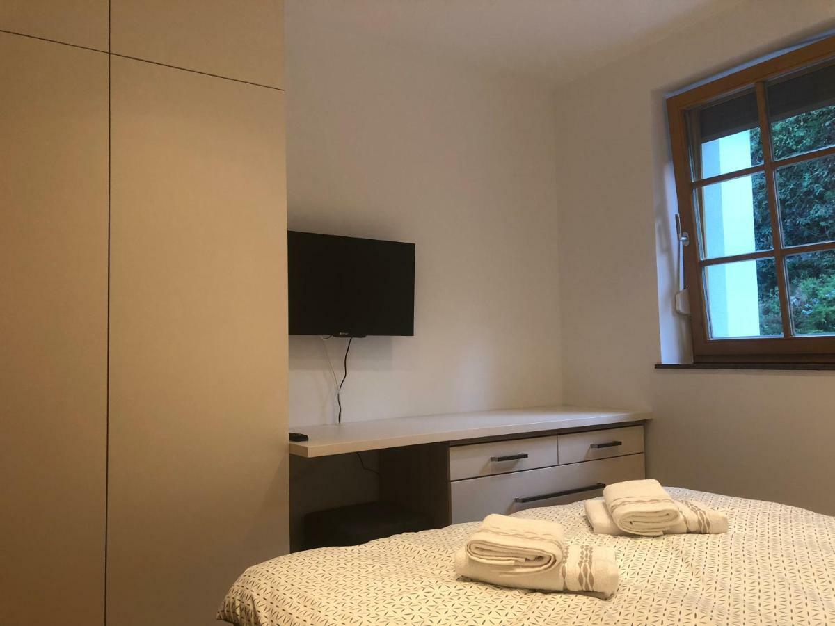 Apartmani Izvor - Тухельське Топліце Екстер'єр фото